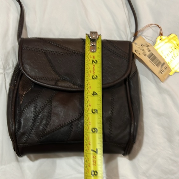 VINTAGE PATCHWORK BROWN GENUINE LEATHER CROSSBODY WITH ORIGINAL TAGS - Picture 12 of 13